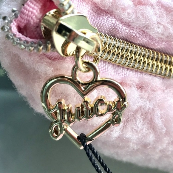 JUICY COUTURE Baby Pink Sherpa Top Zip Cosmetic Bag w Metallic Zip Base *BNIP - Picture 9 of 16